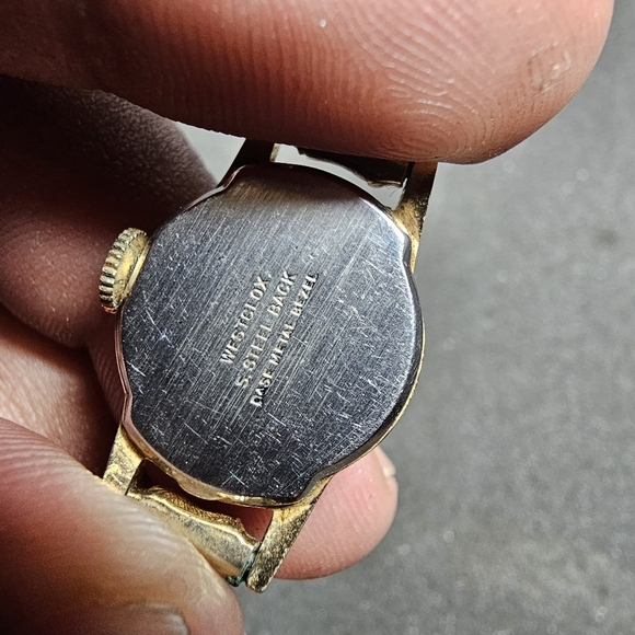 Vintage Westclox Ladies Cocktail Mechanical Wind Watch Gold Tone Working *flawed - Picture 8 of 9
